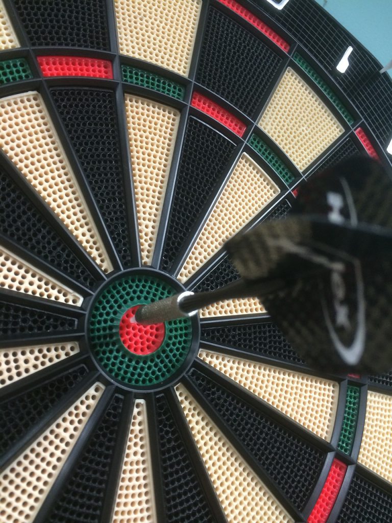 bullseye, darts, game